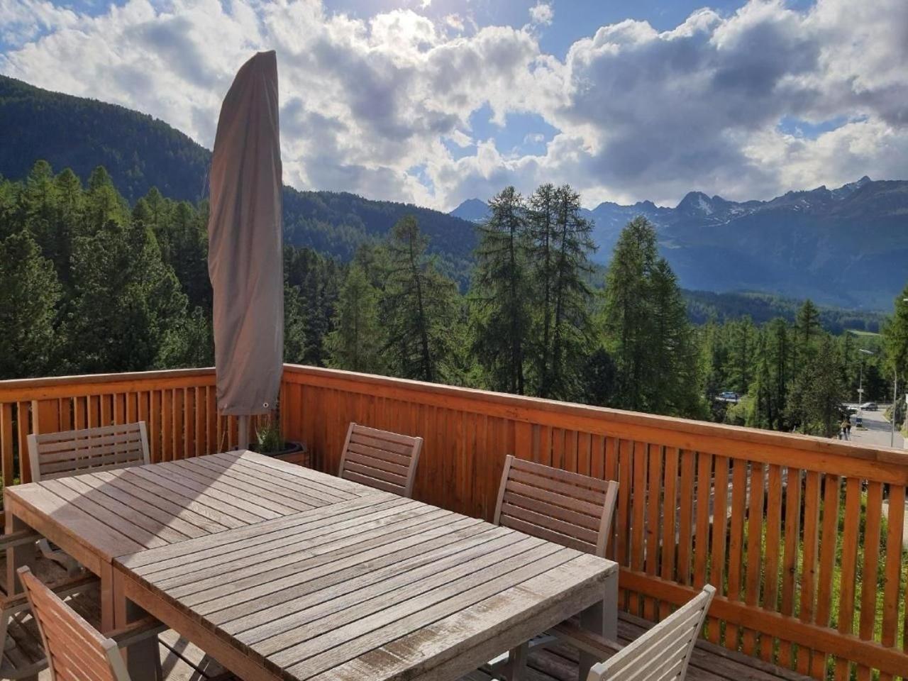 Chesa Vista Mezdi 6 Bergbahnen Sommer Und Oev Inklusive Pontresina Kültér fotó